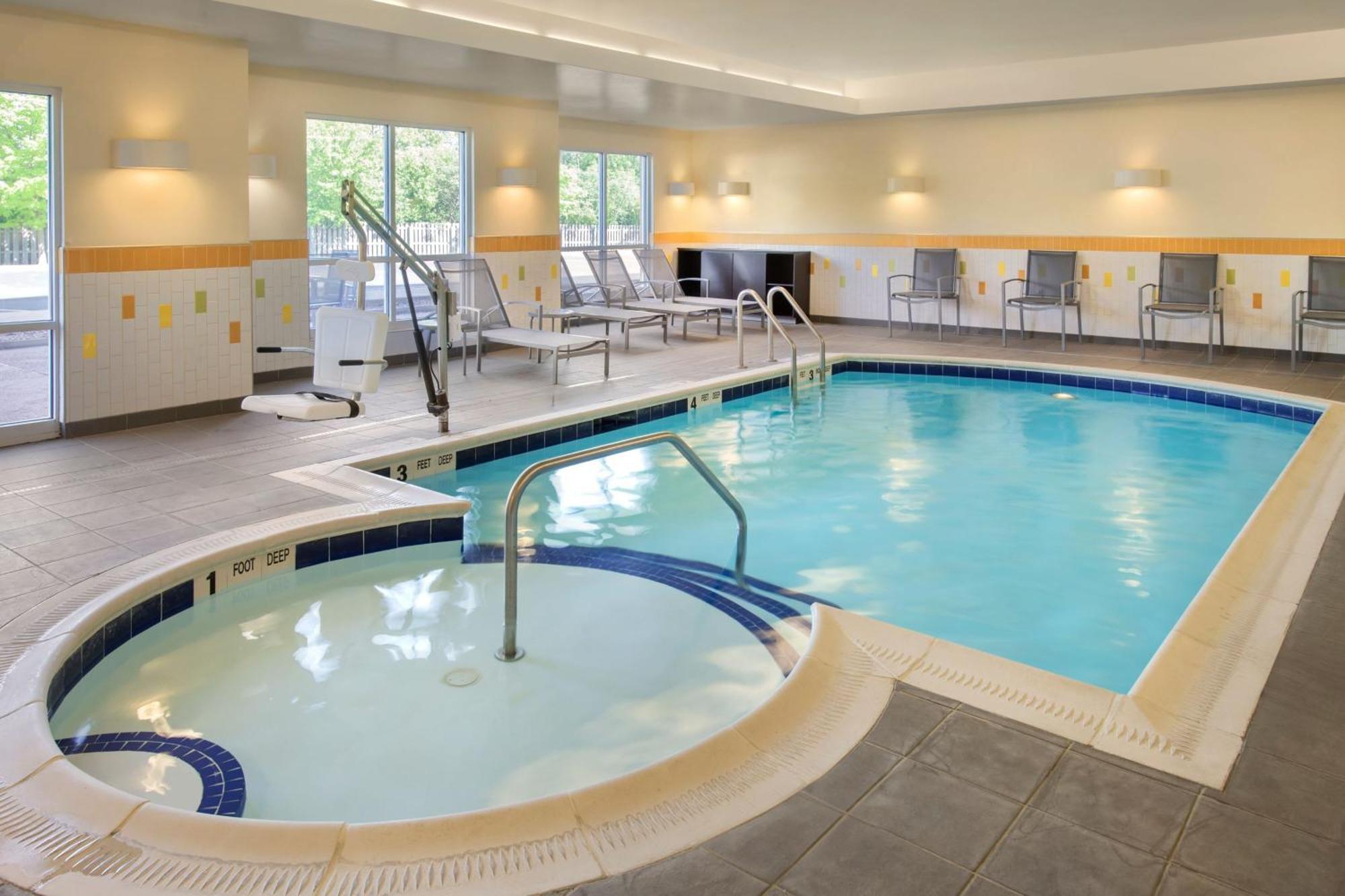 Fairfield Inn & Suites By Marriott Watertown Thousand Islands Экстерьер фото