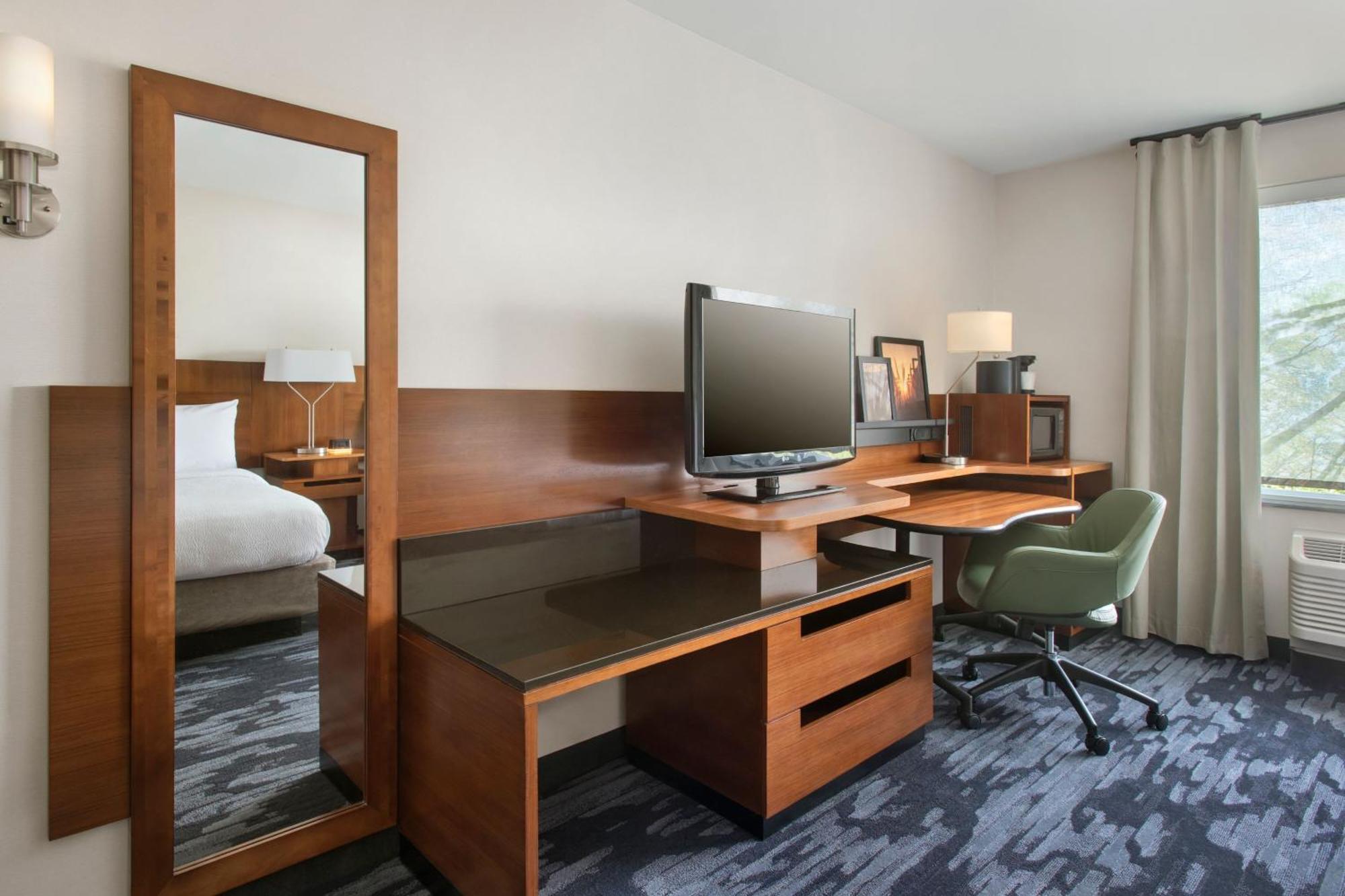 Fairfield Inn & Suites By Marriott Watertown Thousand Islands Экстерьер фото
