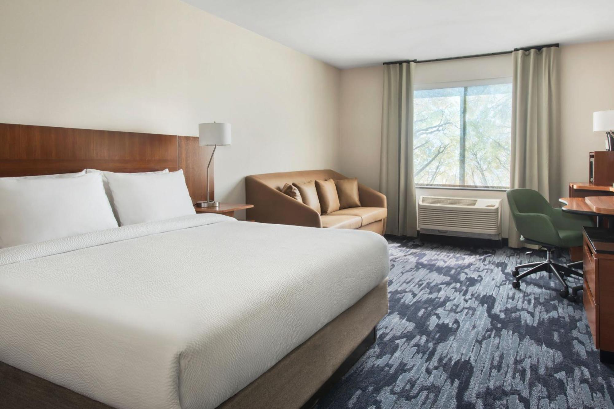 Fairfield Inn & Suites By Marriott Watertown Thousand Islands Экстерьер фото